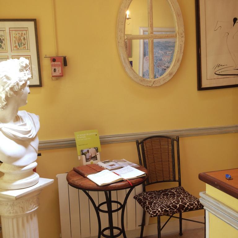 Hostellerie Du Prieure Saint-Prix  Экстерьер фото