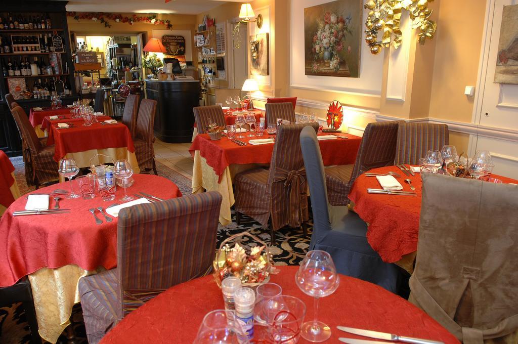 Hostellerie Du Prieure Saint-Prix  Экстерьер фото