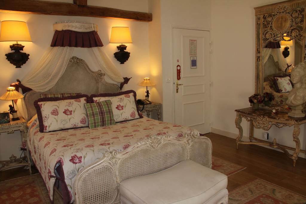 Hostellerie Du Prieure Saint-Prix  Экстерьер фото