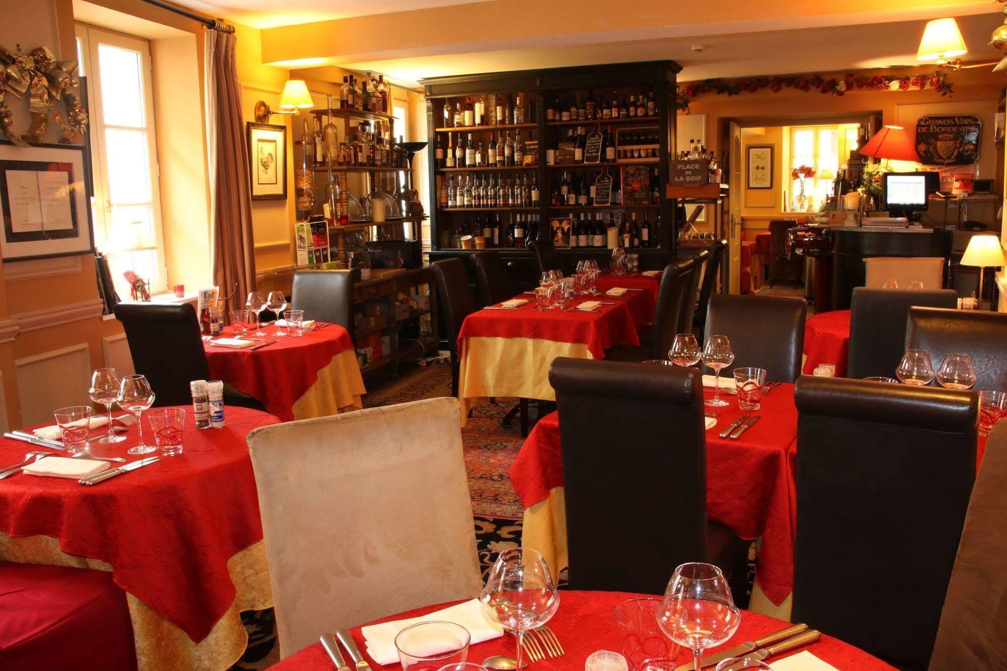 Hostellerie Du Prieure Saint-Prix  Экстерьер фото